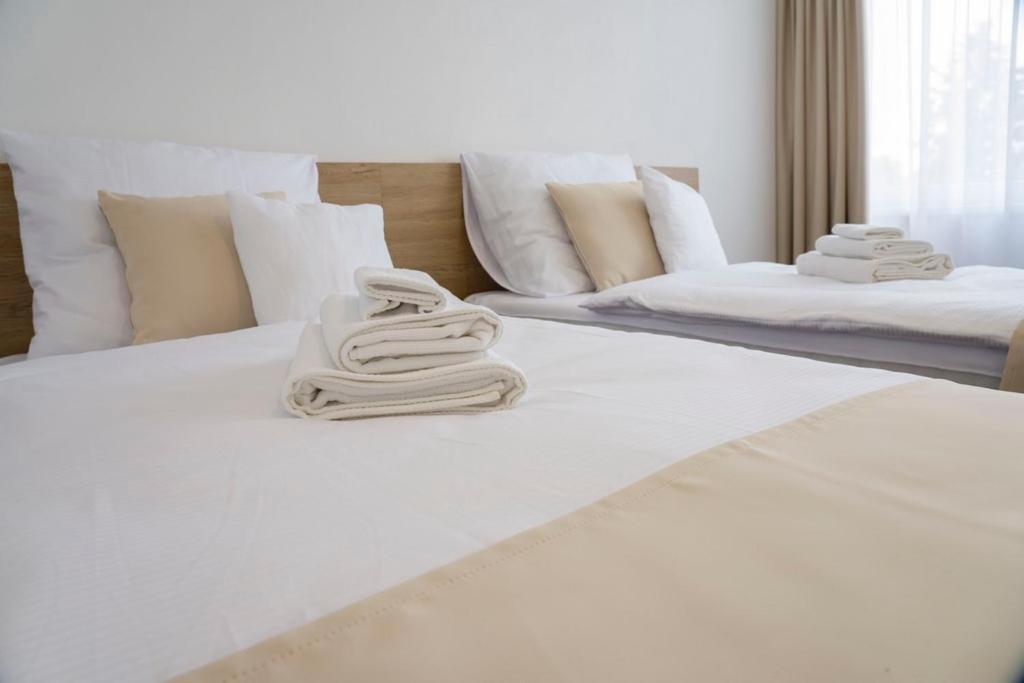Wellness Hotel Mestska Plavaren Trebisov Exteriér fotografie