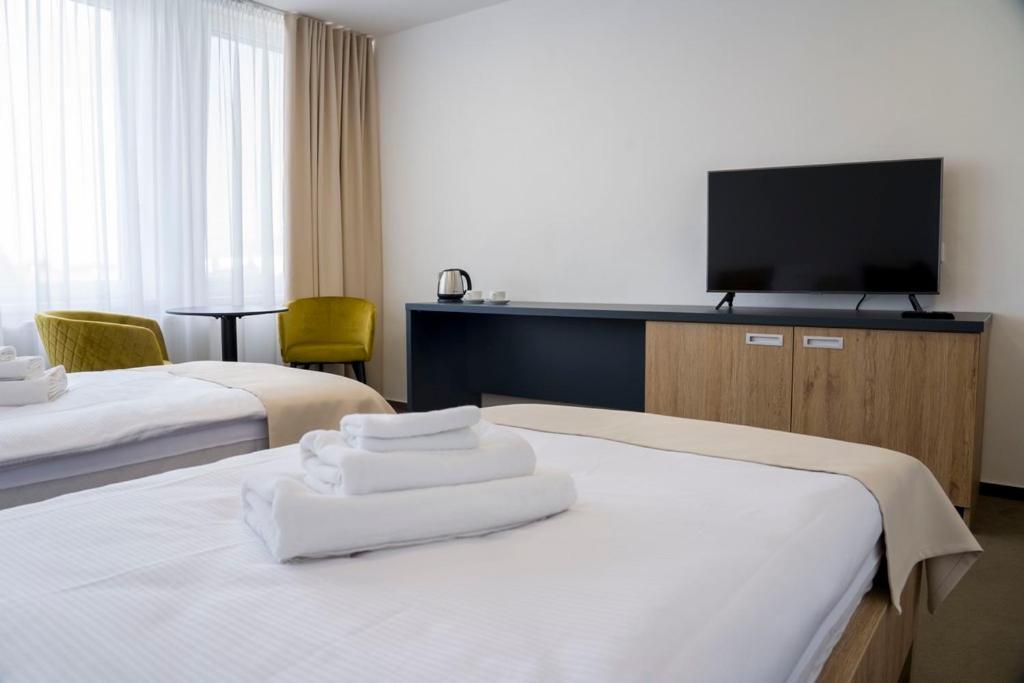 Wellness Hotel Mestska Plavaren Trebisov Exteriér fotografie